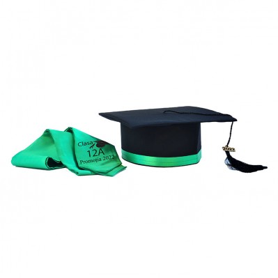 Toca Absolvire neagra cu bentita verde + esarfa personalizata