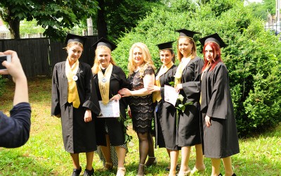 Toca Absolvire in Alba | Vanzari Robe Absolvire Alba