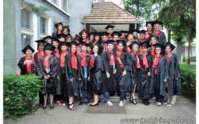 Toca Absolvire in Bistrita-Nasaud | Vanzari Robe Absolvire Bistrita-Nasaud