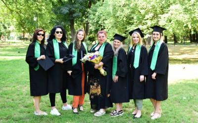 Toca Absolvire in Baraolt | Vanzari Robe Absolvire Baraolt